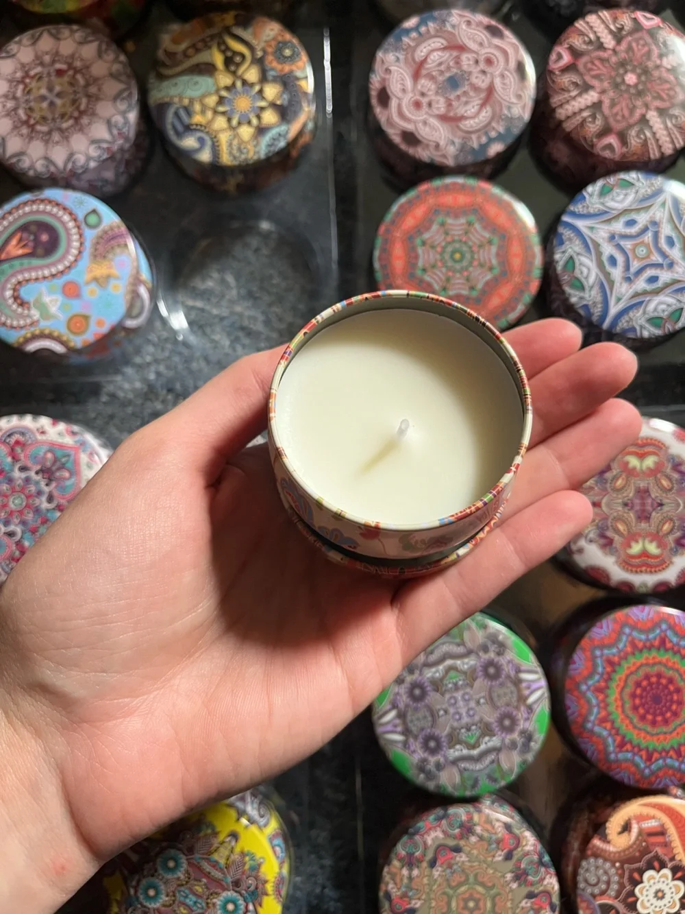 35 Scented Soy Wax Candles in Variety of scents and patterned tins